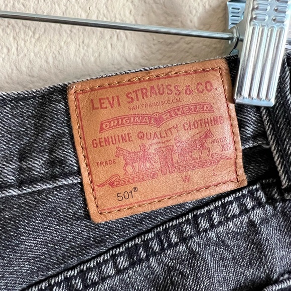 SOLD - Picture 3 of 4